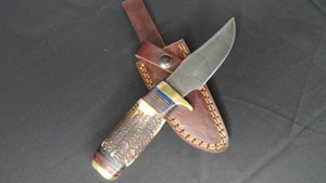 8 Damascus Steel Fixed Blade Knife