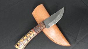 8 Damascus Steel Fixed Blade Knife