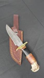 10 Damascus Steel Fixed Blade Knife