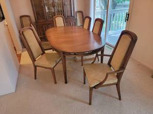 lot 3 image: White Furniture Co. MCM Dining Table & Chairs