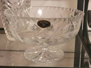 lot 1 image: Bavarian Crystal Glass Dcor Collection