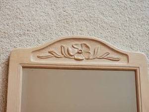 lot 90 image: Blonde Wash Daisy Mirror