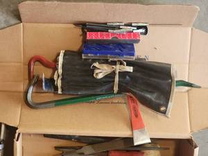 lot 105 image: HUGE Collection of Shop Hand Tools