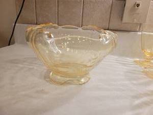 lot 31A image: Topaz Yellow Depression Ware Collection