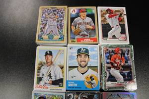 lot 27 image: Baseball Card RookieProspect Investment Lot  300 Baseball Cards