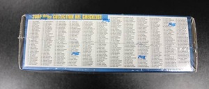 lot 31 image: 2000 Topps Football Factory Sealed Complete Set