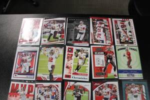lot 46 image: Tom Brady Football Card Lot  20 Different Cards