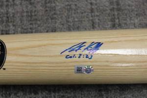 lot 60 image: Minnesota Twins Alex Kirilloff Autograph Full Size Baseball Bat  MLB COA #VS592450
