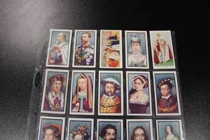 lot 109 image: Vintage Cigarette Card Lot - Famous Figures  20 Cards