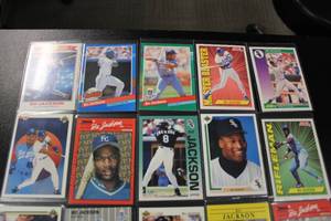 lot 186 image: Bo Jackson Baseball Card Lot  21 Cards