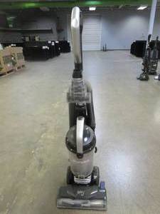 Eureka DashSprint Upright Bagless Vacuum, Used, Missing Attachments, Works.