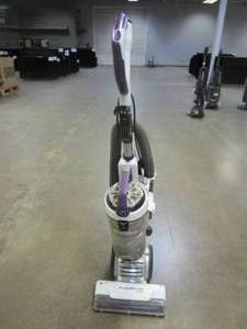 Eureka FloorRover Dash Upright Bagless Vacuum, Used, Missing Attachments, Works.