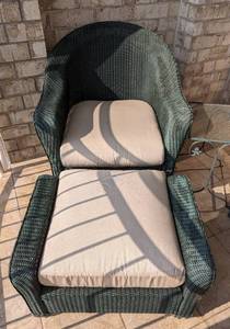 Green Wicker Patio Chair Set