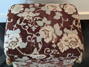 Floral Print Ottoman