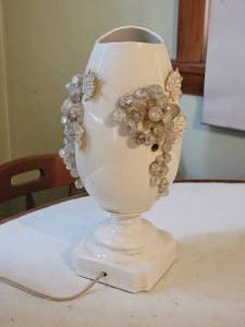 lot 85 image: Milk Glass Dcor Group