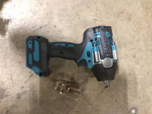 Makita 40V max XGT Brushless Cordless 4-Speed Mid-Torque 12 in. Impact Wrench wDetent Anvil (Tool Only) Customer Returns See Pictures