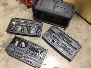 Husky Mechanics Tool Set  Customer Returns See Pictures