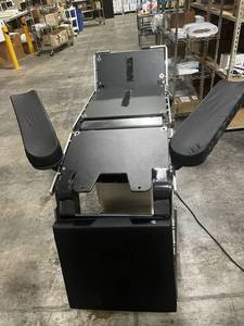Steris Amsco 3085 SP surgical table (does not come with table pad, SEE DESCRIPTION)