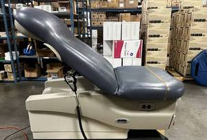 Midmark 625 HiLo Bariatric Treatment Table