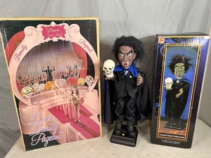 lot 72 image: Vintage Dawn Beauty Pageant Toy Set and Halloween Vampire