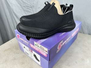 lot 82 image: New Skechers Arch Comfort Shoes - Size 5 15