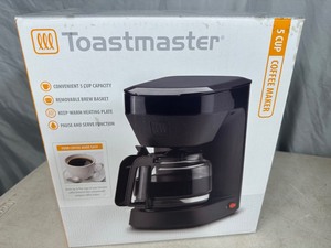 lot 126 image: New Toastmaster 5 Cup Coffee Maker