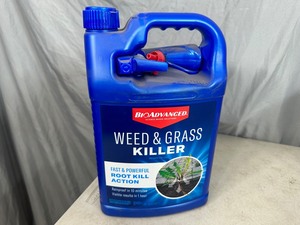lot 131 image: New Gallon of Weed and Grass Killer