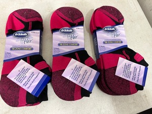 lot 161 image: 9 New Pair of Dr Scholls For Her Socks