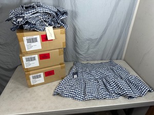 lot 247 image: 22 New Skirts - Size 2X
