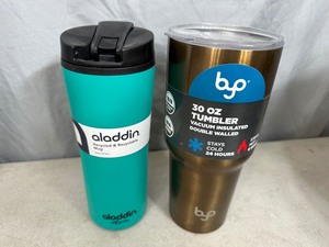 lot 260 image: 2 New Tumbler Cups