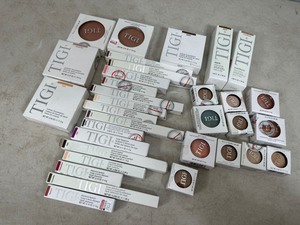 lot 268 image: Large Lot of Brand New Tigi Makeup