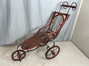 lot 5A image: Antique Wicker Doll Stroller