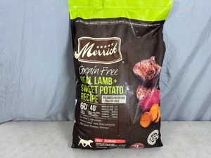 lot 52 image: New 22 lb bag Merrick Dog Food