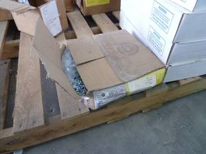 14 Nuts Box