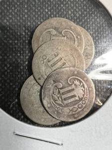 GROUP OF 5 US 3 CENT SILVER TRIMES NO DATE
