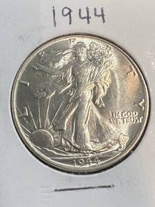1944 US WALKING LIBERTY HALF DOLLAR