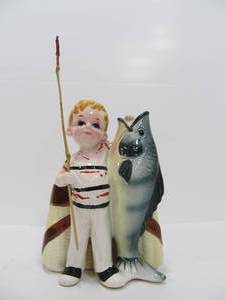 lot 41 image: Cute Vintage 1960s Ceramic Planter - Boy wFish