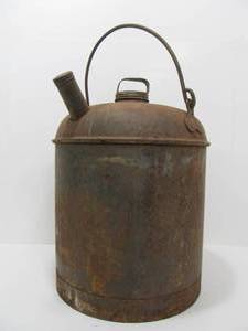 lot 53 image: Large Antique Dome Top EAGLE Motor Oil or Gas Can