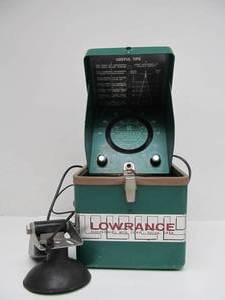 lot 90 image: Vintage LOWRANCE Fish Lo-K-Tor Depth Finder Model LFP-300D