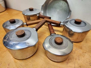 lot 297 image: Fantastic Lot of Wagner Ware MAGNALITE Cookware