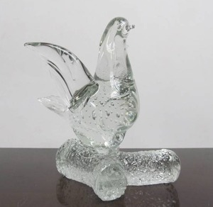 lot 181 image: Vintage Murano Hand Blown Art Glass DoveBird Sculpture