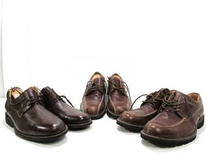 lot 216 image: 3 Very Nice Pair of Mens JOHNSTON & MURPHY Leather Shoes - Size 12