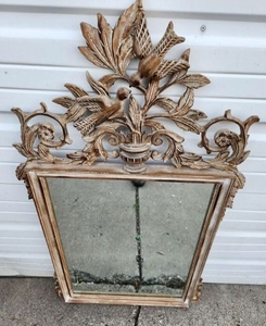 lot 170 image: Ornate Wood Framed Wall Mirror wBirds