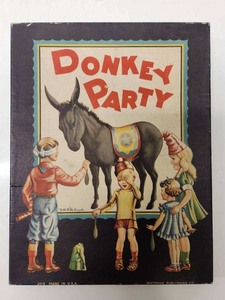 lot 176 image: Lot of Vintage & Antique Games 