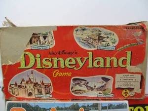lot 309 image: Large Group of Vintage etc Board Games Early Puzzle etc