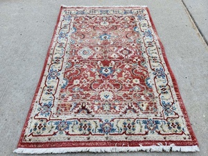 lot 339 image: Nice RALPH LAUREN Floor Rug - Made in Turkey - 3 3 x 4 10