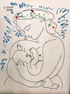 lot 347 image: Vintage 1970s era PICASSO Silkscreen Print - Mother & Child