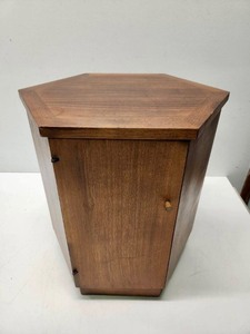 lot 349 image: Mid Century LANE Octagonal Cabinet  Lamp Table 