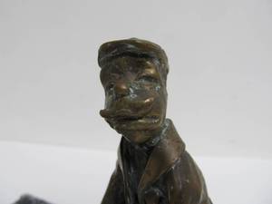 lot 356 image: Bronze Yesteryear Golfer Sculpture, Shootin In The Eighties Signed, Winship