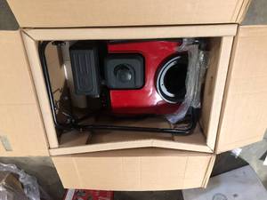 lot 30 image: Toro Power Clear 721 E 21 in. 212 cc Single-Stage Self Propelled Electric Start Gas Snow Blower  Customer Returns See Pictures